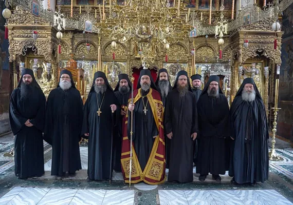 Новоизабрани Епископ моравички г. Тихон у Хиландару за Спасовдан