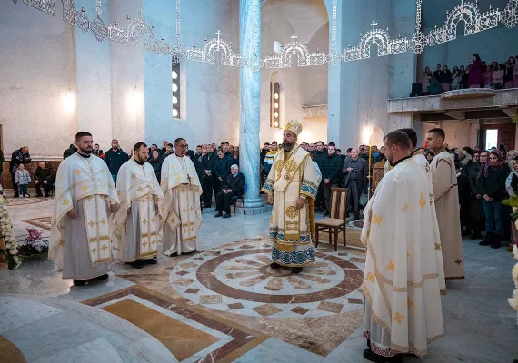 Епископ Методије служио Литургију у Саборном храму у Беранама