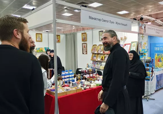 Епископ Методије посјетио Сајам књига у Београду