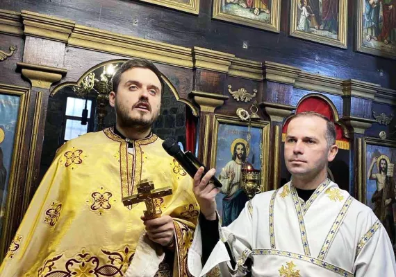 Литургија у Бијелом Пољу