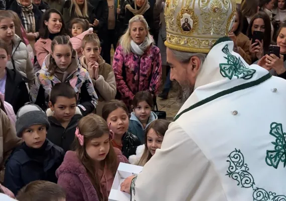 Епископ Методије на Бадњи дан служио Литургију у никшићкој Саборној цркви