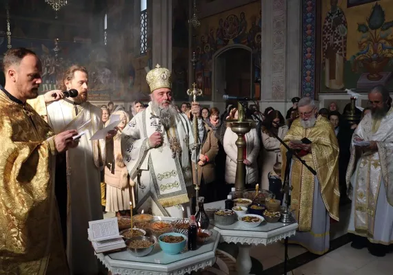 Владика Марко богослужио у Требињу