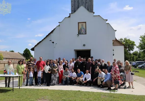 Света архијерејска Литургија у Бачком Добром Пољу