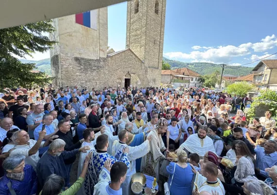  Прослављена храмовна слава цркве Светих апостола Петра и Павла у Бијелом Пољу