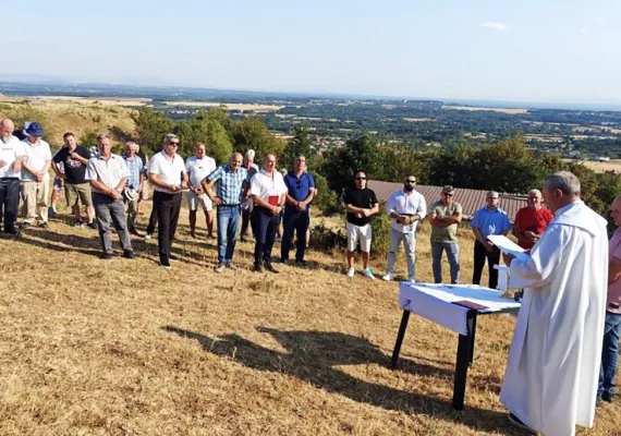 Угрожена специјална заштићена зона српског православног манастира Богородице Хвостанске код Истока