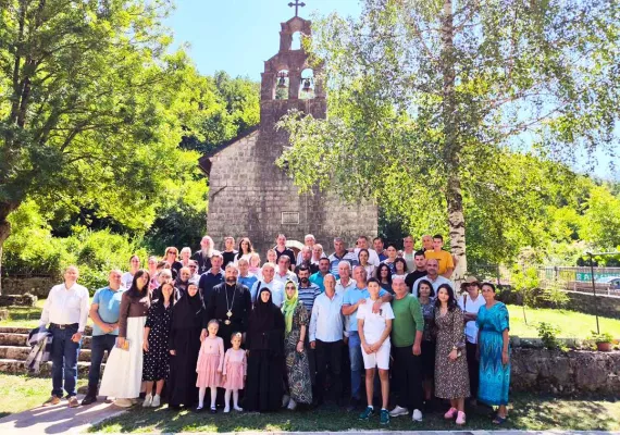 Митрополит Методије служио Литургију у манастиру Бијела