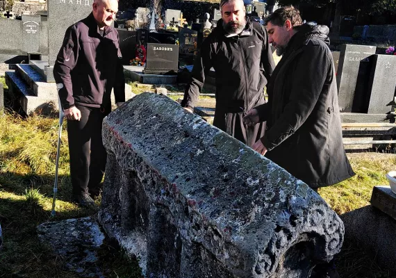 Археолошка истраживања храма Светих Апостола Петра и Павла у Никшићу