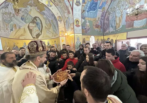 Митроплит Методије на Савиндан богослужио у селу Дапсиће