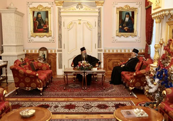 Срдачан сусрет Патријарха Порфирија и Митрополита бањалучког Јефрема